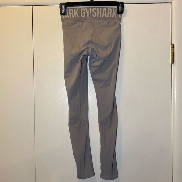 GYMSHARK Leggings Gray Style GLLG3609 Women’s Size XS - Picture 2 of 6